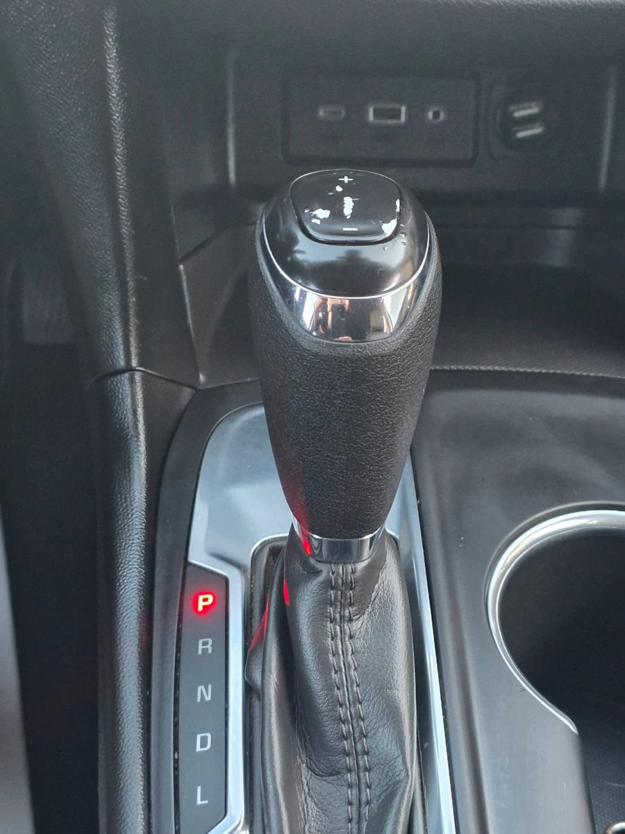 Used 2020 Chevrolet Equinox LT FWD image 13