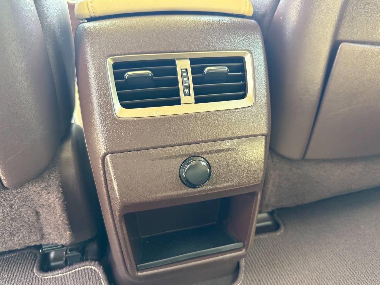 Used 2017 Lexus RX 450h AWD image 31