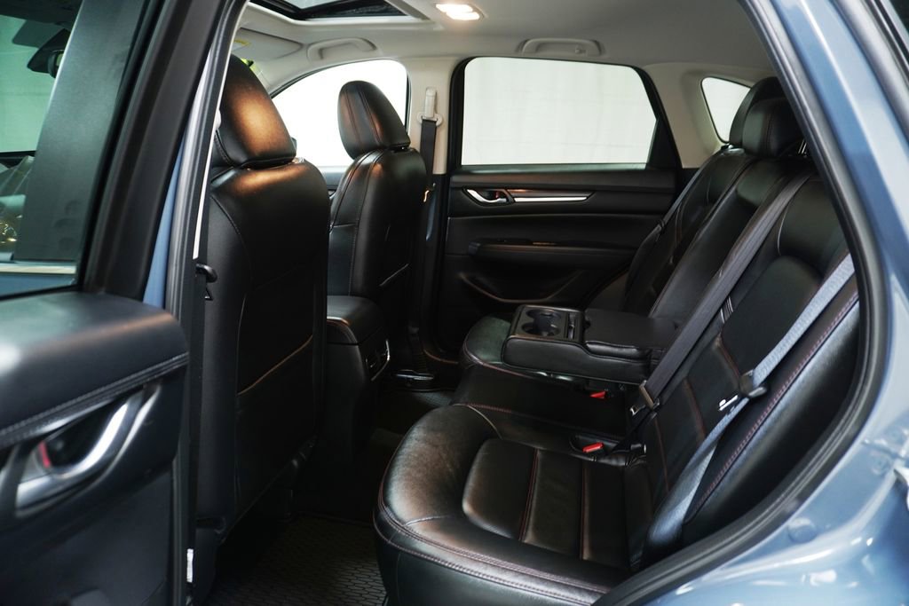 Used 2025 MAZDA CX-5 Carbon Edition image 15