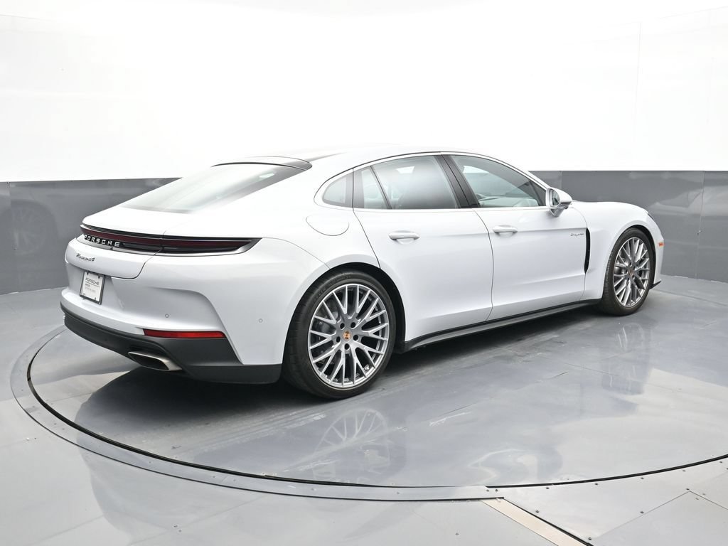 Certified 2025 Porsche Panamera 4 E-Hybrid AWD/4WD image 23