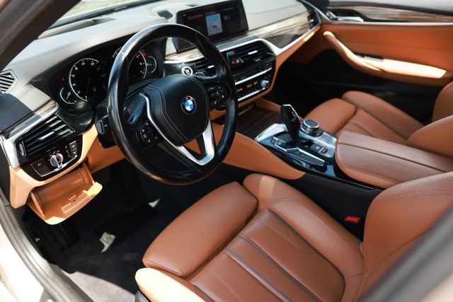 Used 2018 BMW 540i RWD image 6