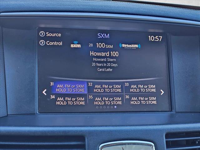 Used 2019 INFINITI Q70 Luxe image 13