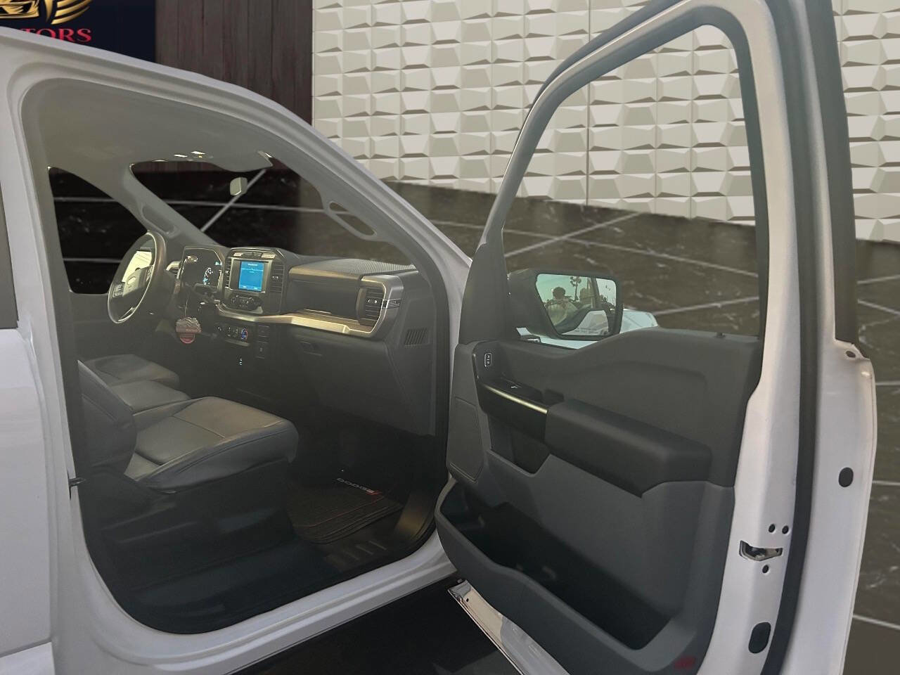 Used 2023 Ford F150 XL image 14