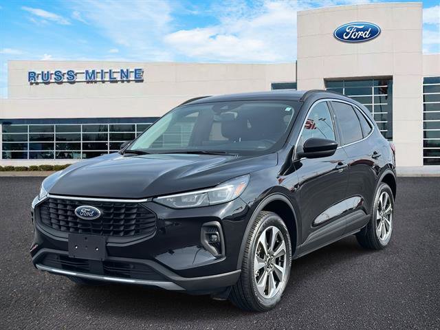 Used 2025 Ford Escape Platinum AWD/4WD image 6