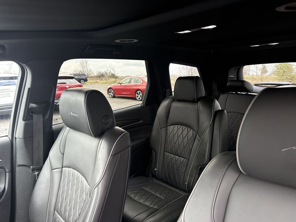 Certified 2023 Buick Enclave Avenir w/ Avenir Technology Package image 10