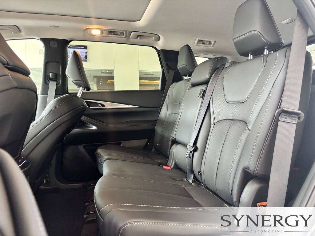 New 2027 INFINITI QX60 Luxe w/ Cargo Package FWD image 23