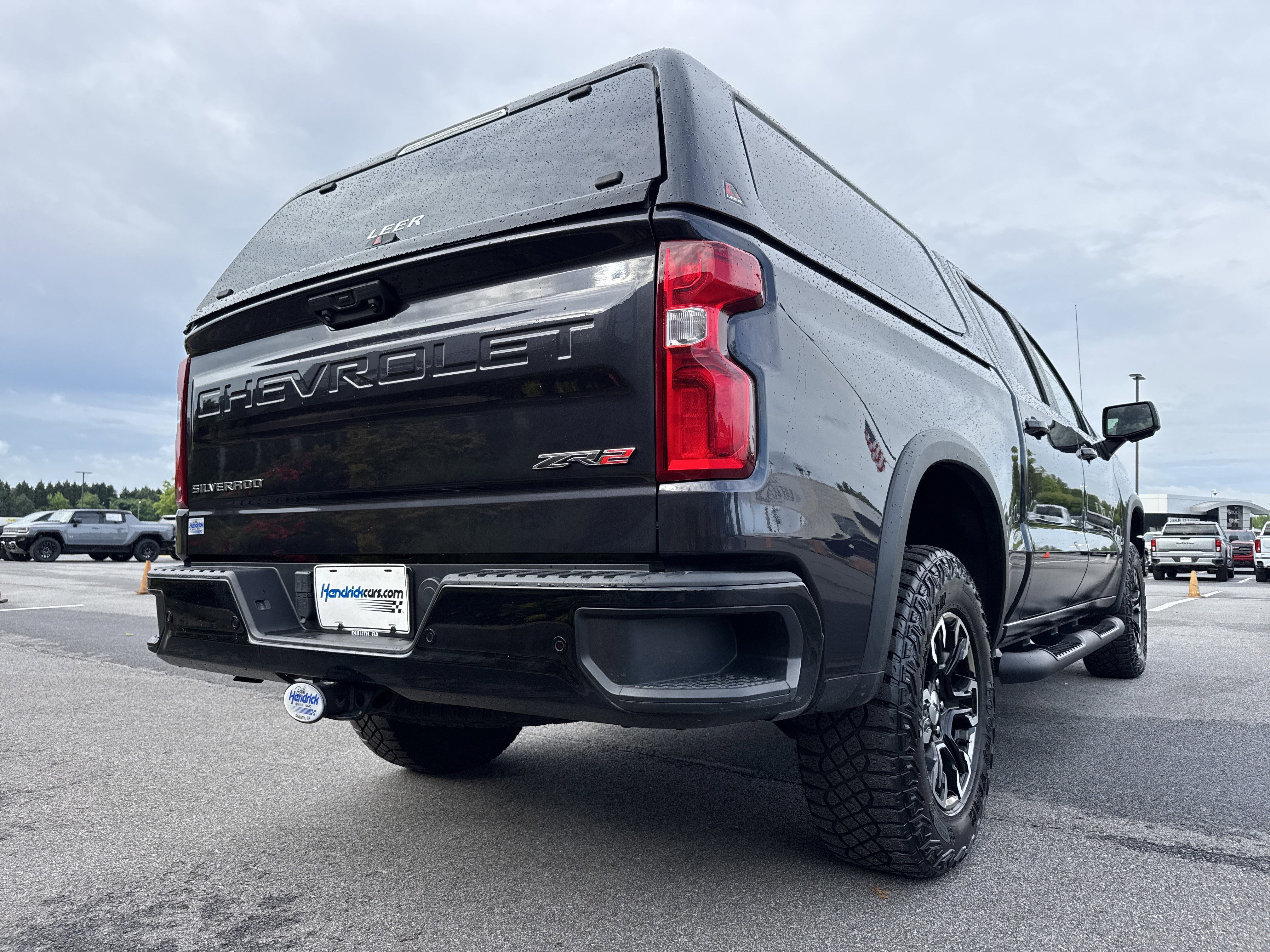 Used 2023 Chevrolet Silverado 1500 ZR2 w/ Technology Package AWD/4WD image 10
