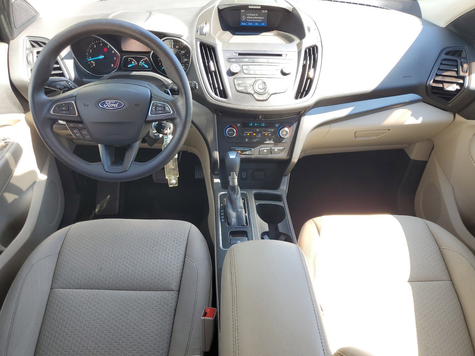 Used 2017 Ford Escape SE AWD/4WD image 10