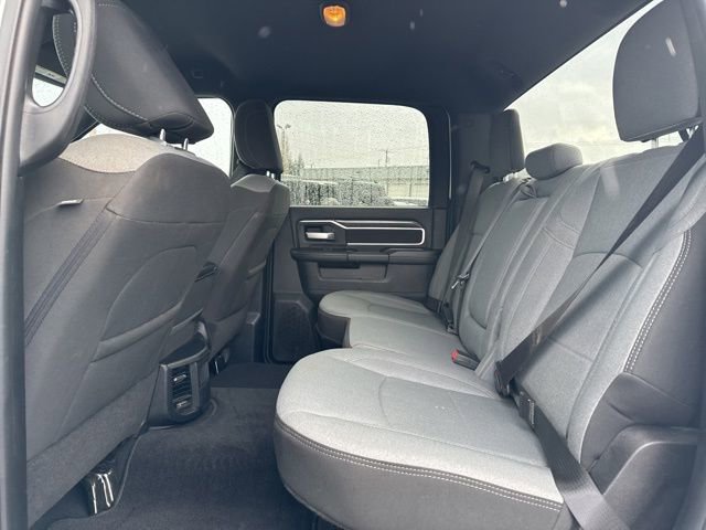 Used 2024 RAM 3500 Big Horn image 23