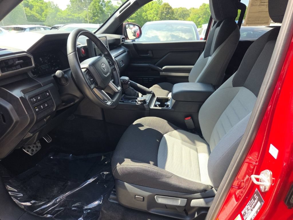 Used 2025 Toyota 4Runner TRD Sport AWD/4WD image 3