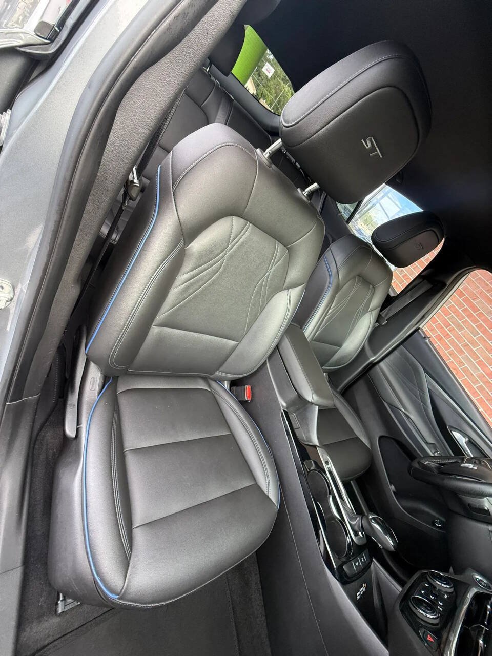 Used 2024 Buick Envista Sport Touring w/ Convenience I Package FWD image 25