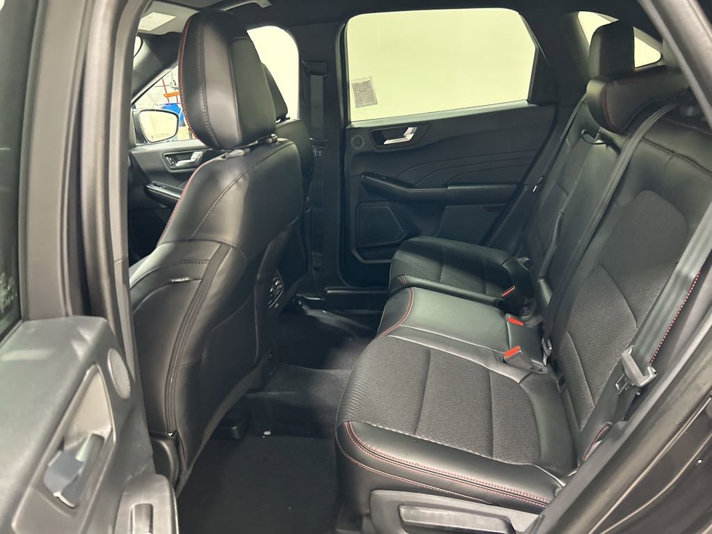 New 2026 Ford Escape ST-Line Select w/ Tech Pack #2 AWD/4WD image 27