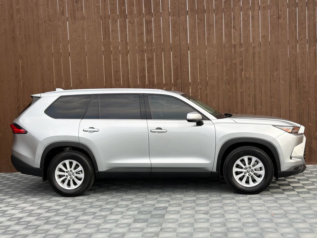 Used 2024 Toyota Grand Highlander AWD image 14