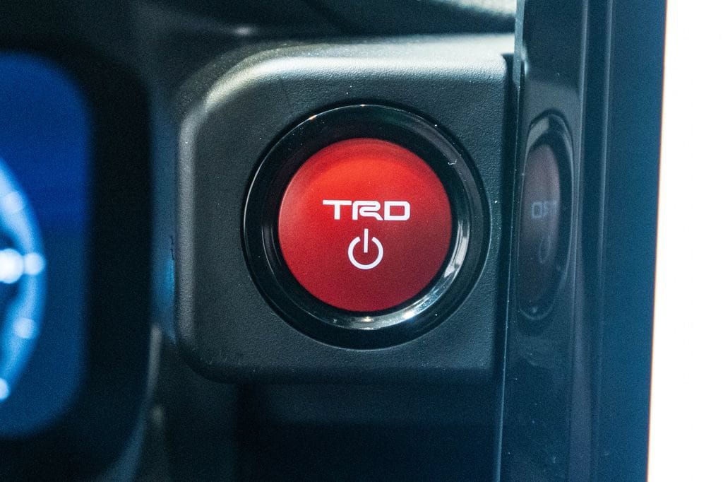 Used 2025 Toyota Tacoma TRD Pro AWD/4WD image 36