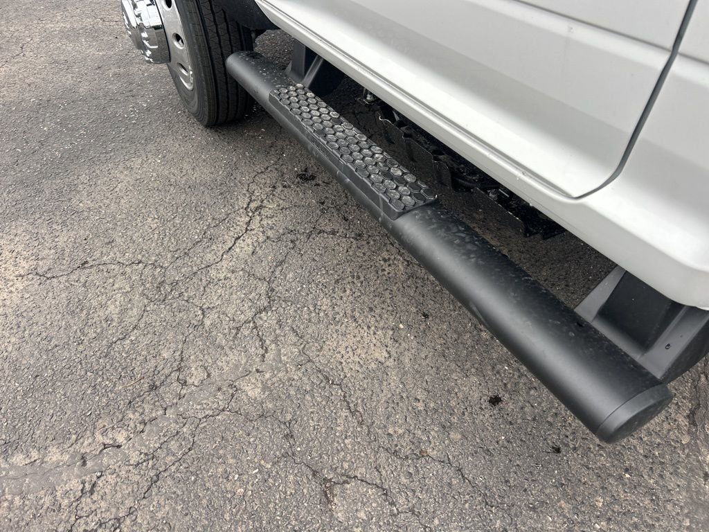 New 2026 RAM 5500 Tradesman AWD/4WD image 5