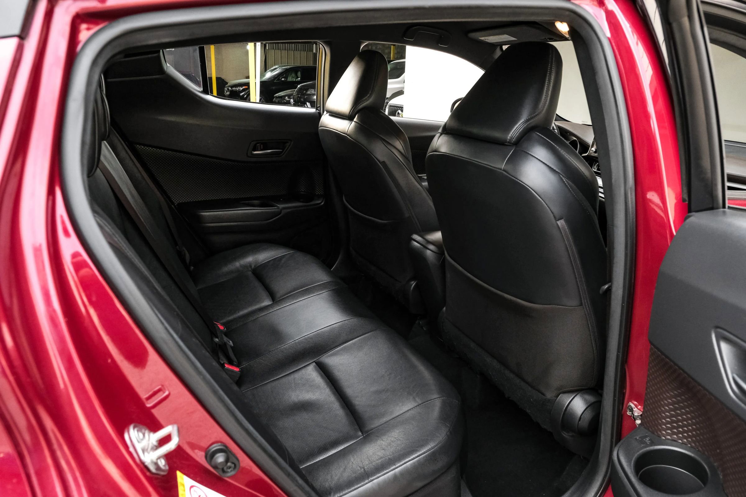 Used 2019 Toyota C-HR Limited image 35