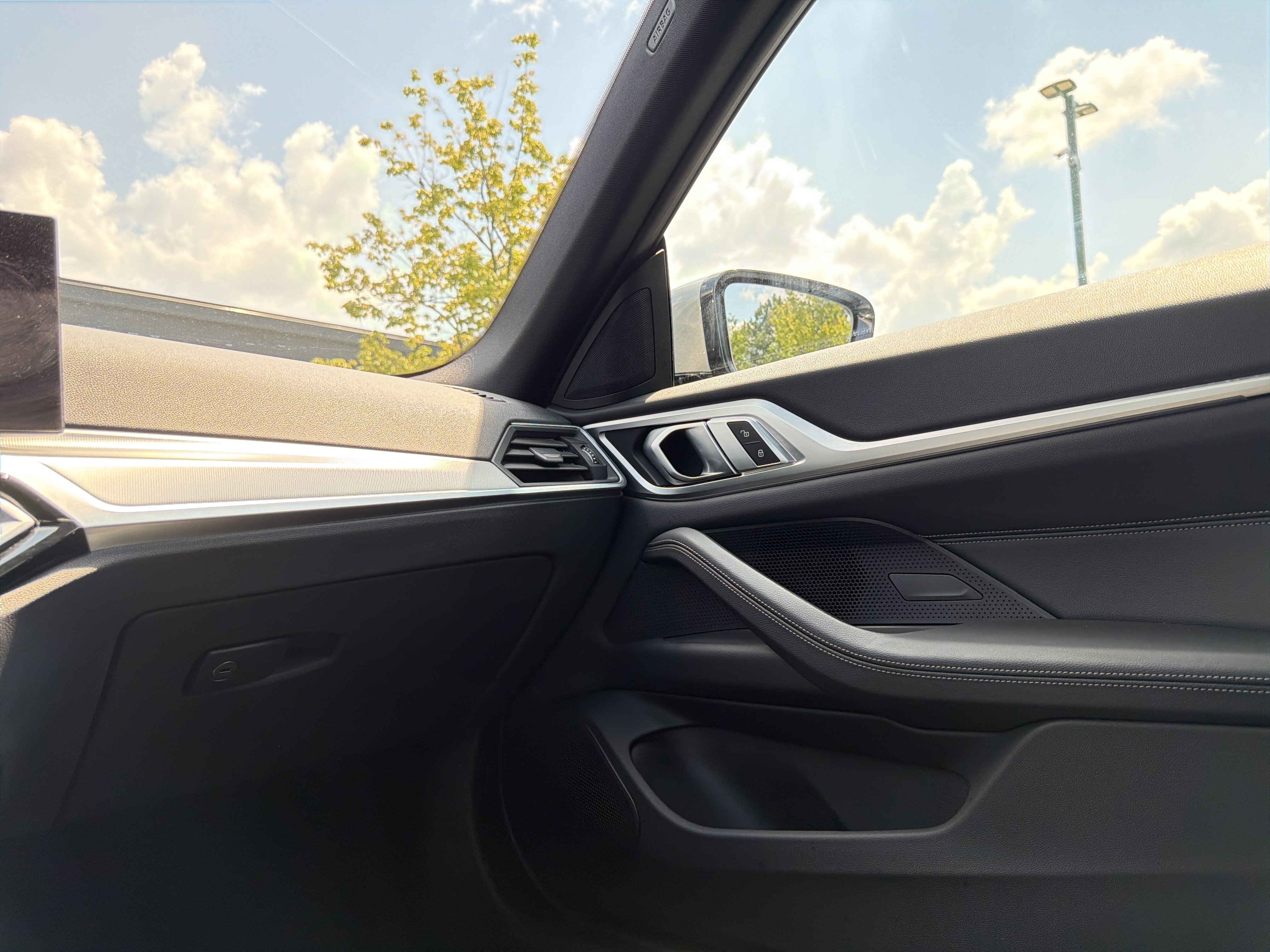 Used 2023 BMW i4 eDrive35 RWD image 19