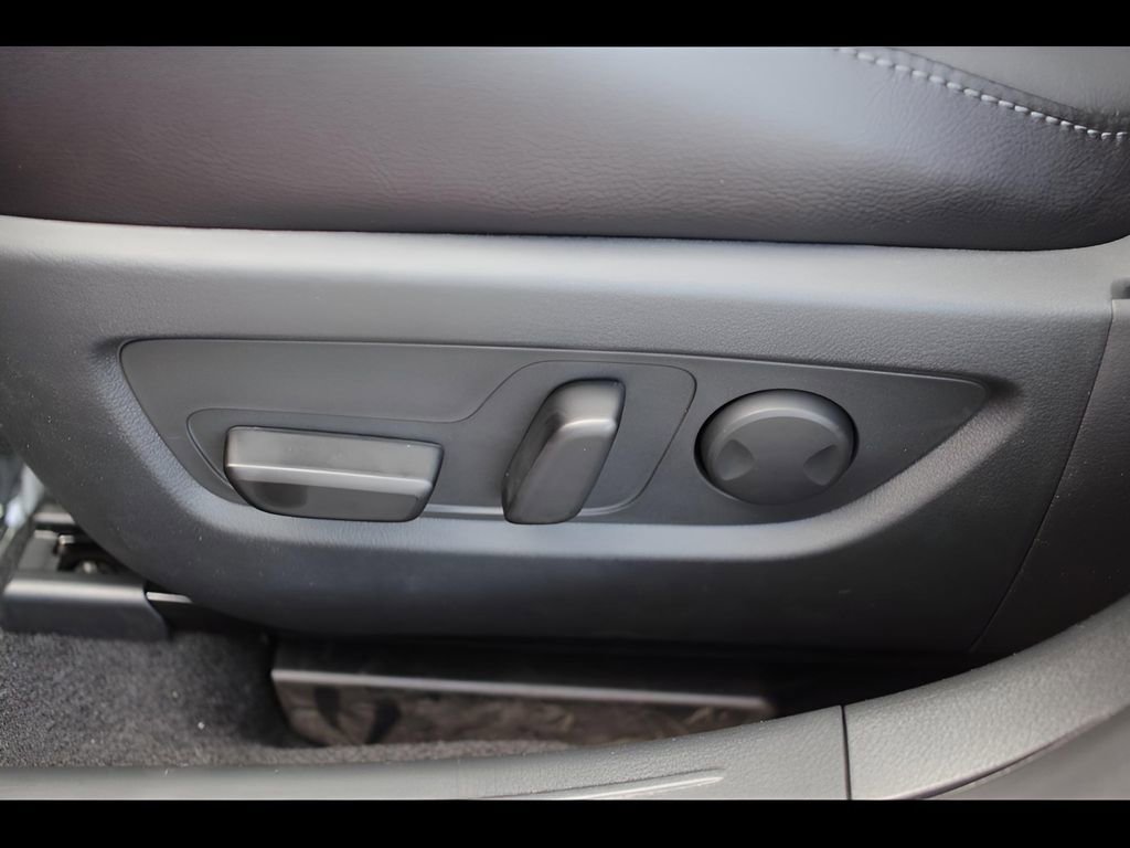 Certified 2025 MAZDA CX-50 2.5 Turbo w/ Cargo Package image 12