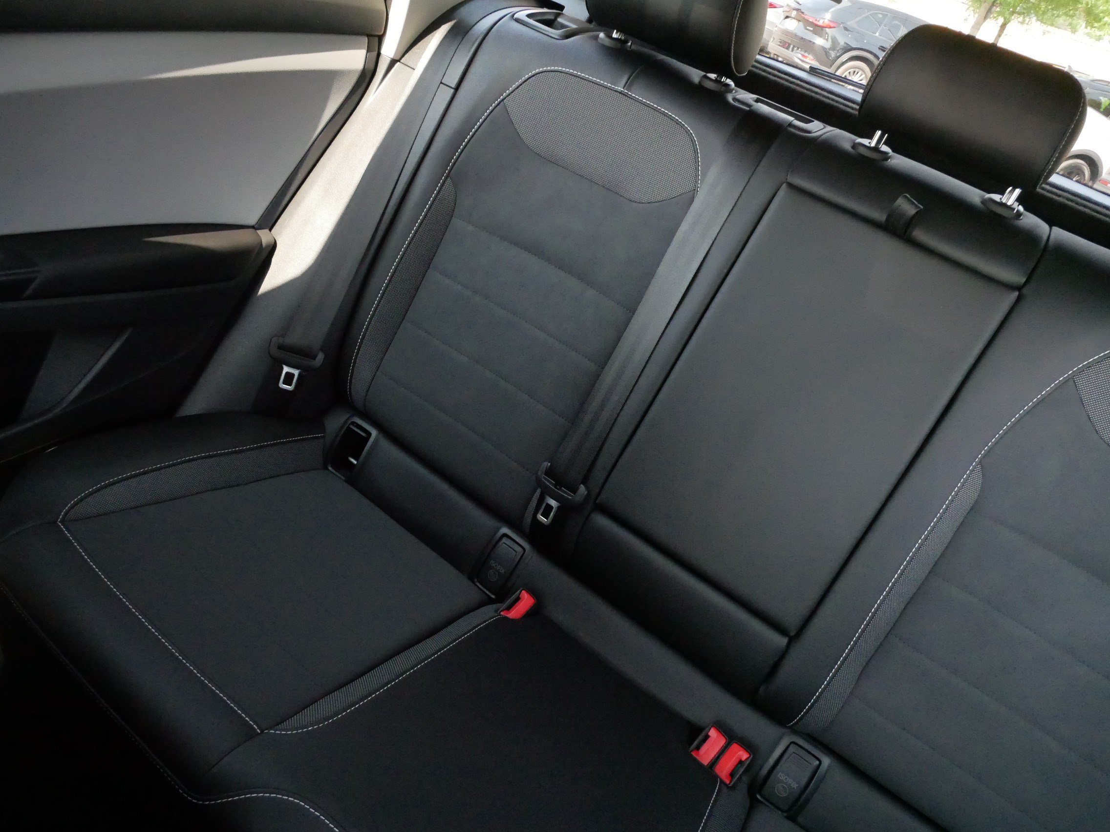 Certified 2022 Volkswagen Taos SE AWD/4WD image 12