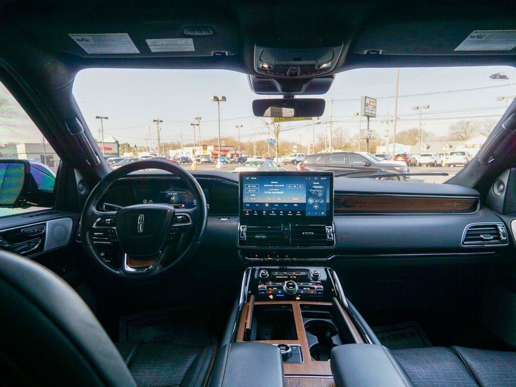 Used 2023 Lincoln Navigator L Black Label AWD/4WD image 16