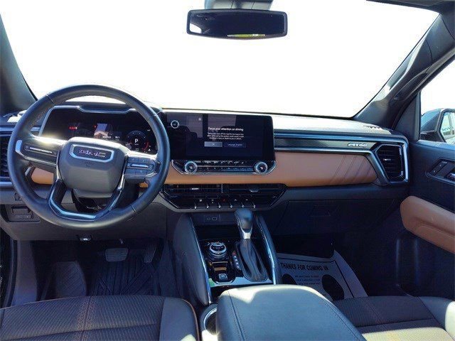 Used 2024 GMC Canyon AT4 AWD/4WD image 17