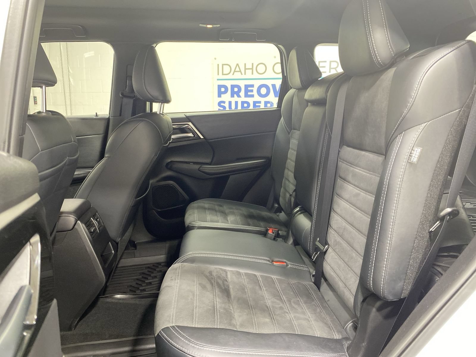 Used 2024 Mitsubishi Outlander SE Black Edition AWD/4WD image 23
