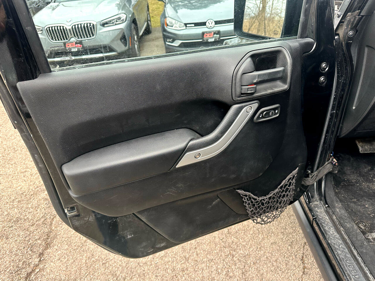 Used 2014 Jeep Wrangler Rubicon w/ Power Convenience Group image 7
