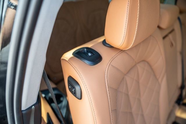 Used 2023 BMW X7 xDrive40i w/ Parking Assistance Package AWD/4WD image 46