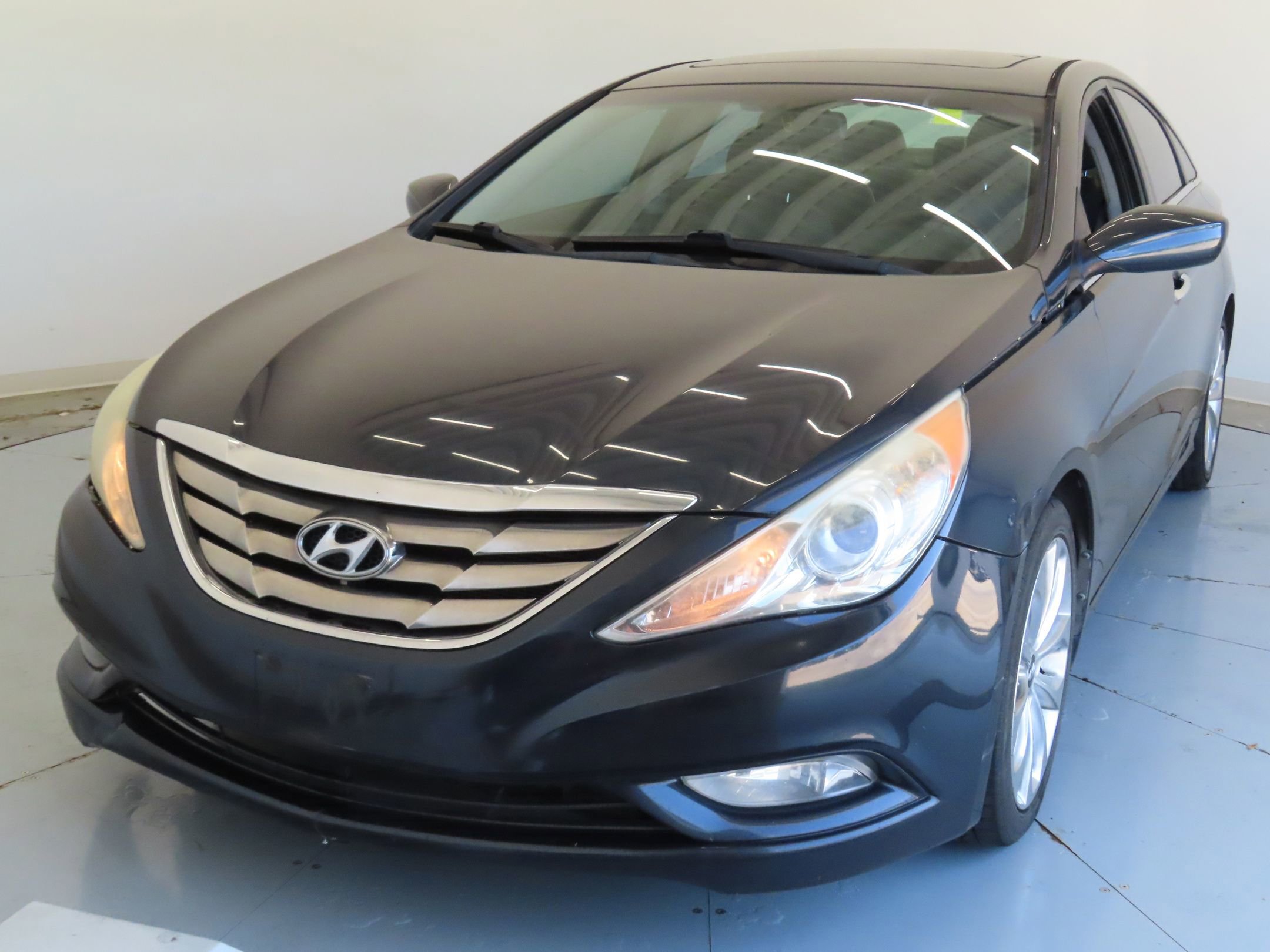Used 2013 Hyundai Sonata SE w/ Navigation & Sunroof Pkg FWD image 7