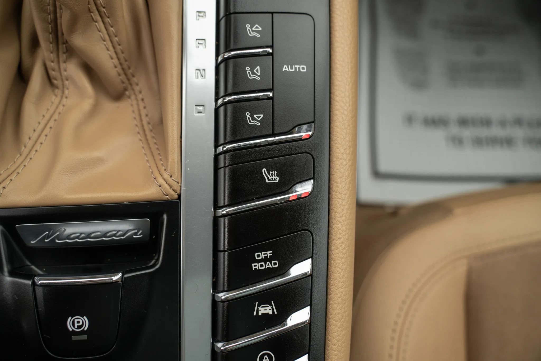 Used 2017 Porsche Macan Sport Edition image 34