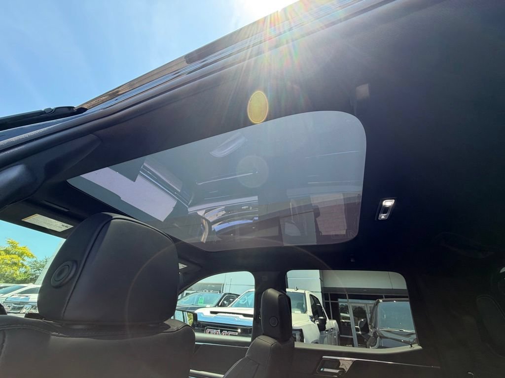 Used 2026 GMC Sierra EV Denali AWD/4WD image 21