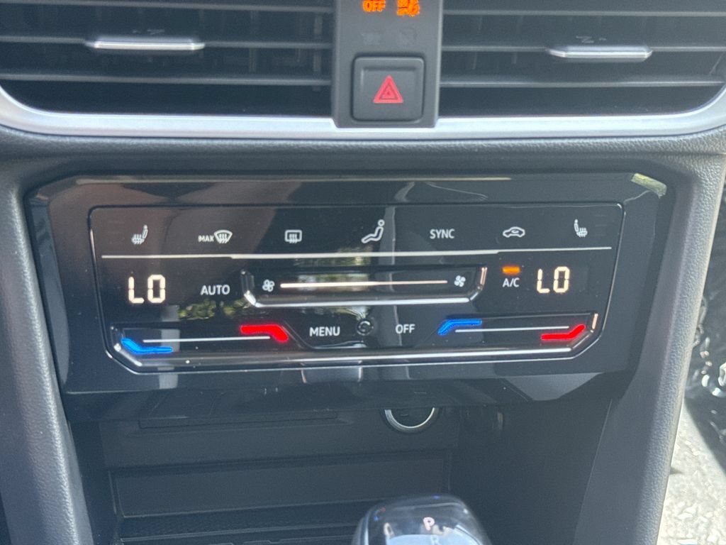 New 2026 Volkswagen Taos SE AWD/4WD image 17