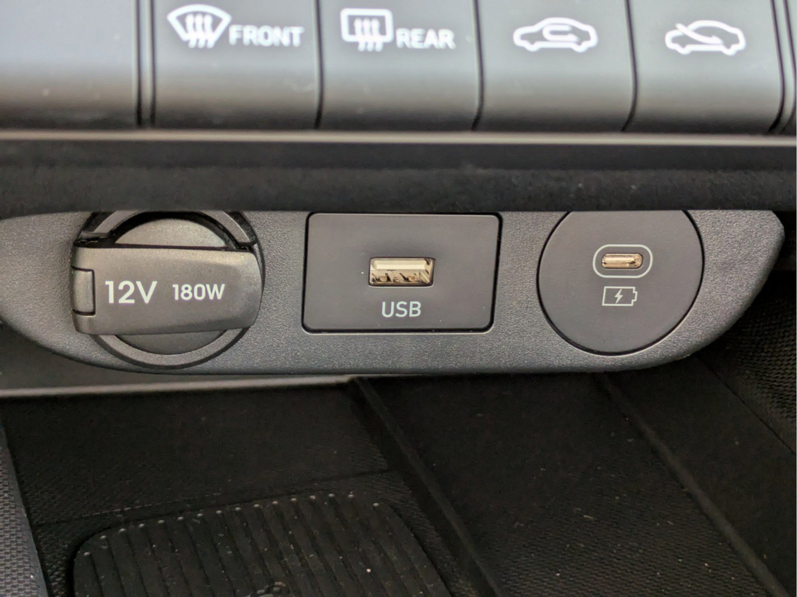 Certified 2025 Hyundai Elantra SEL FWD image 20