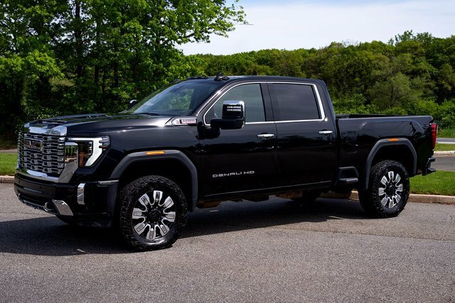 Used 2024 GMC Sierra 3500 Denali w/ Denali Reserve Package