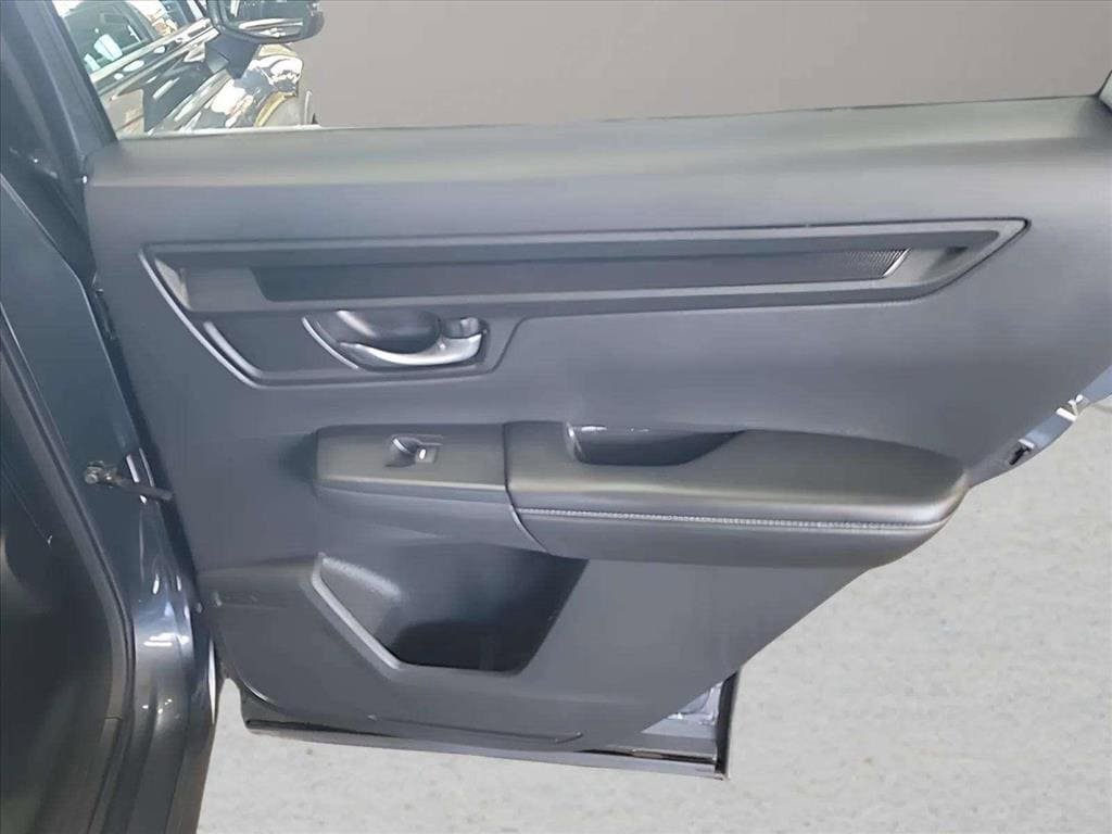 Used 2024 Honda CR-V LX image 24