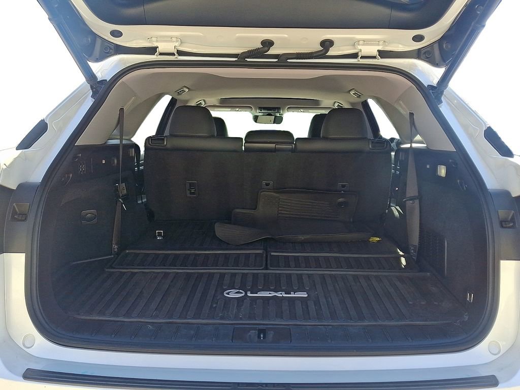 Used 2020 Lexus RX 350L Premium w/ Premium Package image 29