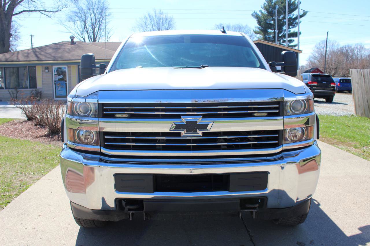 Used 2016 Chevrolet Silverado 2500 W/T image 3
