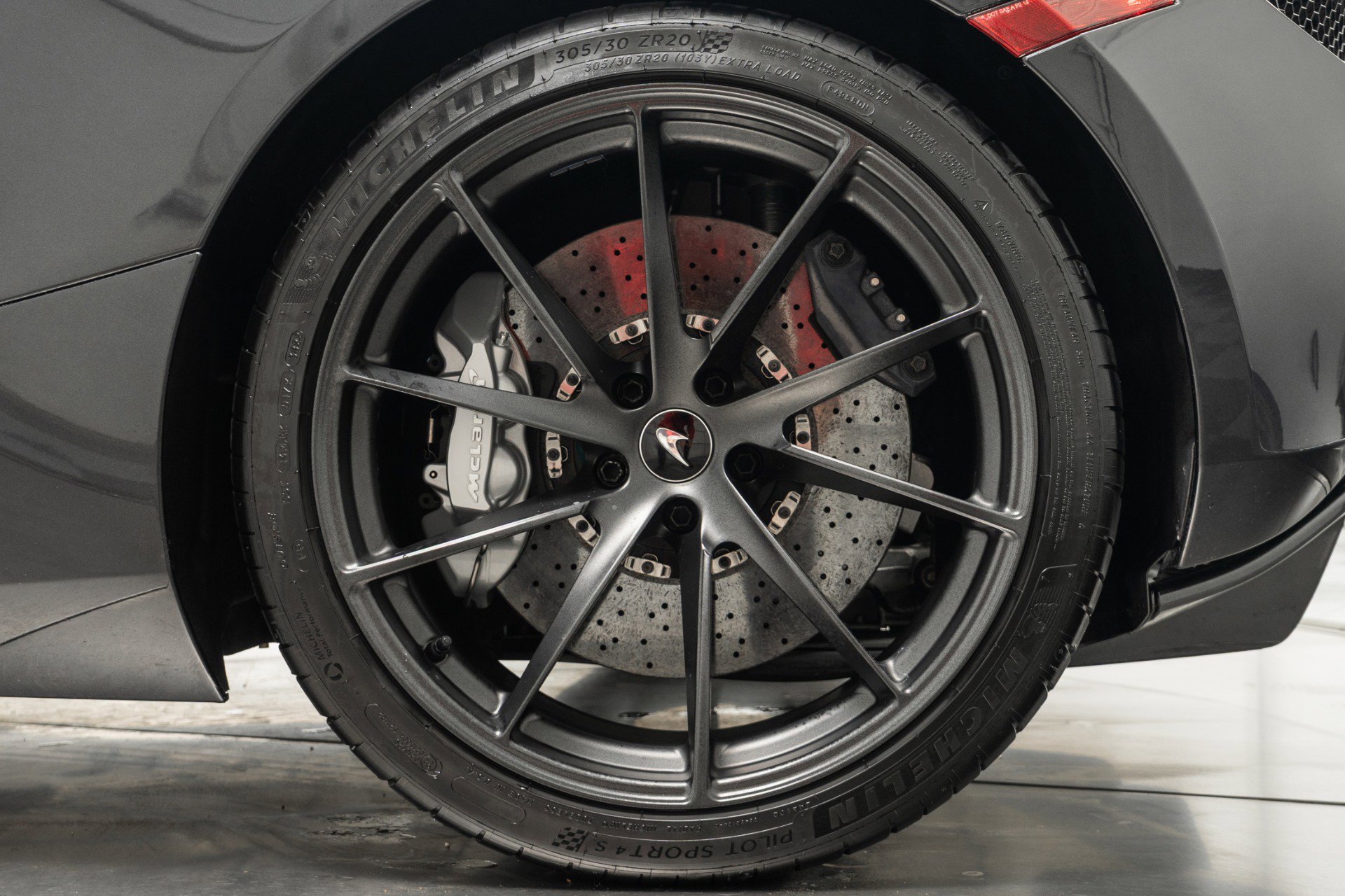 Used 2019 McLaren 720S Luxury image 11