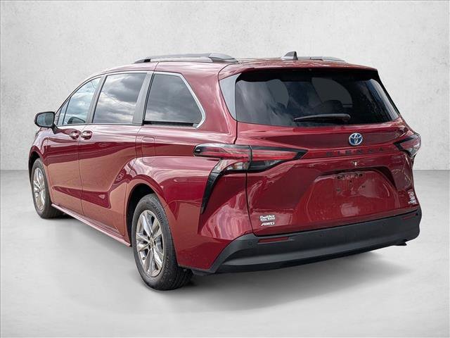 Used 2022 Toyota Sienna XLE w/ XLE Plus Package AWD/4WD image 7
