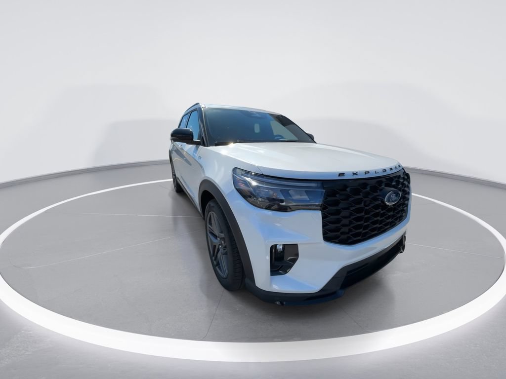 New 2026 Ford Explorer ST-Line w/ ST-Line Street Pack RWD image 2