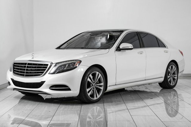 Used 2017 Mercedes-Benz S 550 4MATIC Sedan image 4