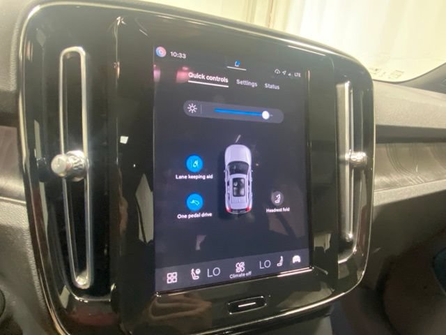 Used 2023 Volvo XC40 Recharge Ultimate w/ Protection Package Premier AWD/4WD image 23
