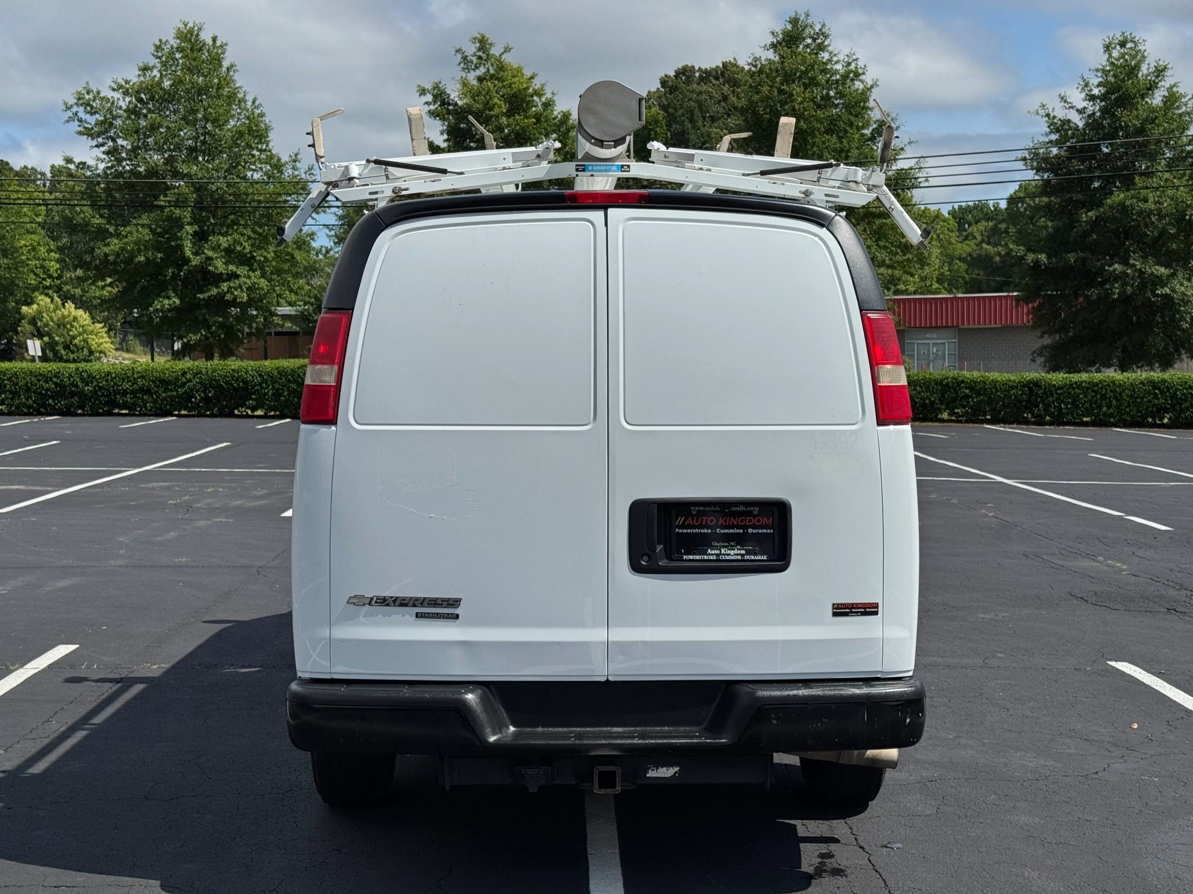 Used 2015 Chevrolet Express 3500 Extended image 7