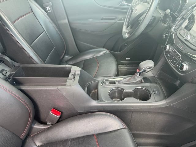 Used 2022 Chevrolet Equinox RS w/ RS Leather Package FWD image 18