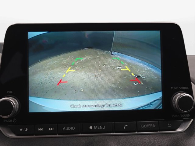 Used 2025 Nissan Sentra SR FWD image 23