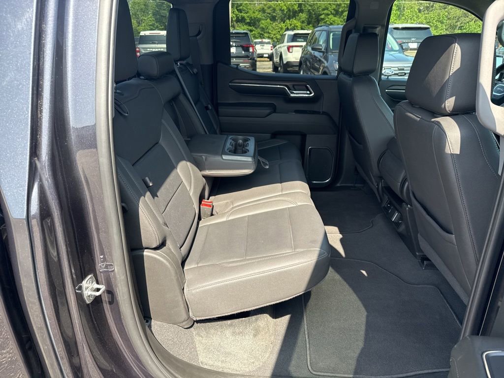 Used 2024 GMC Sierra 1500 SLT AWD/4WD image 11