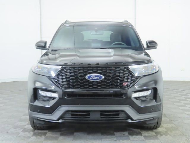 Used 2023 Ford Explorer ST w/ Equipment Group 401A image 2