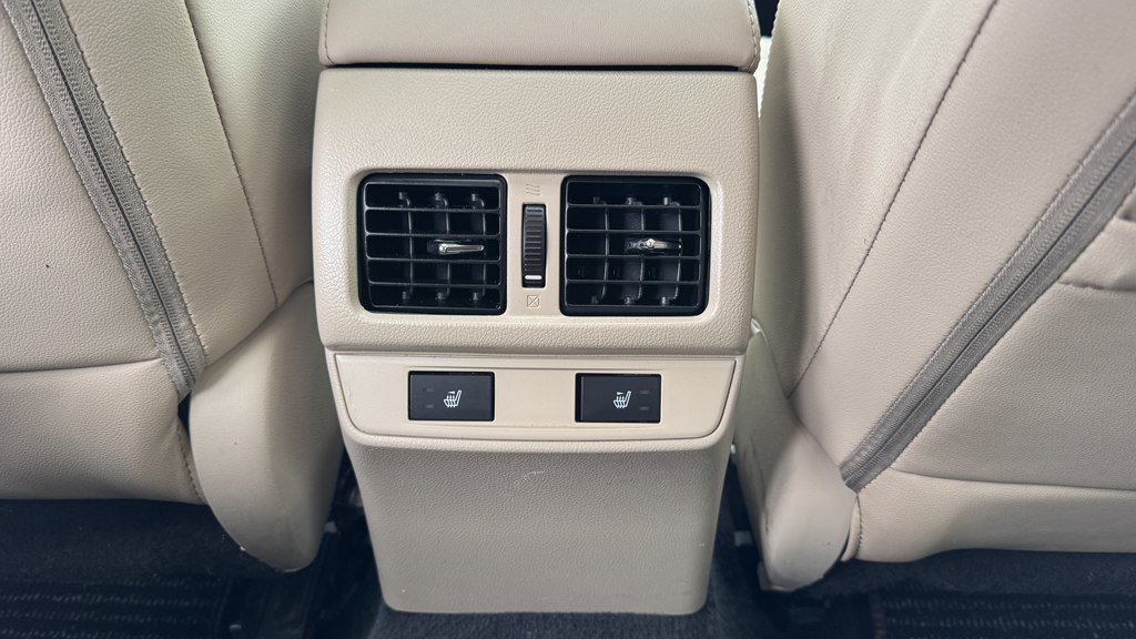 Used 2017 Subaru Outback 3.6R Limited image 23