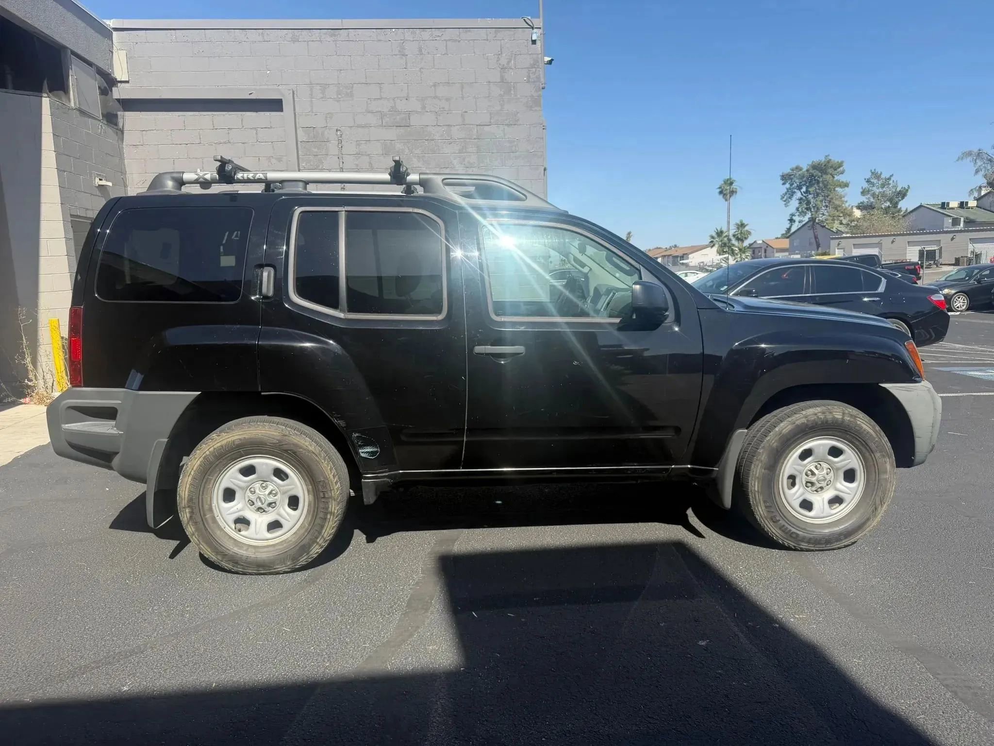 Used 2014 Nissan Xterra X AWD/4WD image 7
