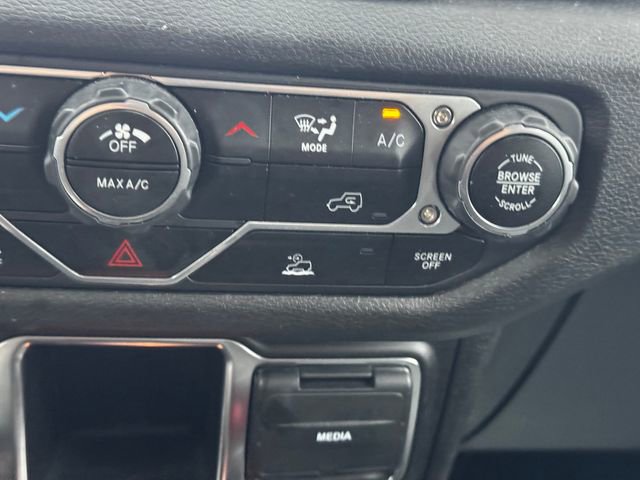 Certified 2024 Jeep Gladiator Sport image 33